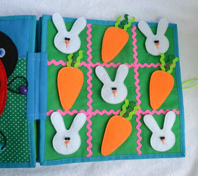 Именная развивающая книжечка)