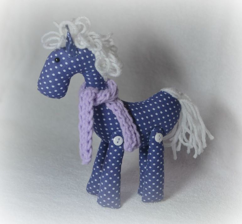 Еще лошадка)