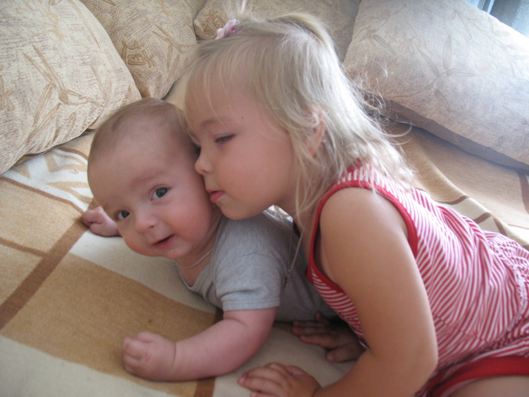 Флэшмоб!!! Мои детки-погодки!!!