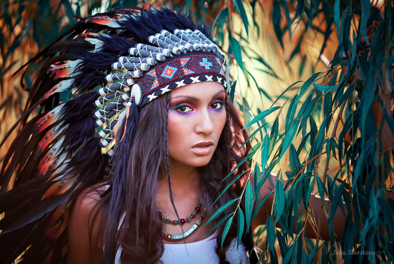 Скво. Индейцы СКВО Северной Америки куклы. Девушка в индейской шляпе. Современные индейские девушки Ирокезы. Аватар девушка СКВО.
