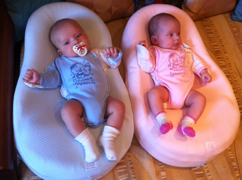 Продаю два COCOONaBABY!!!