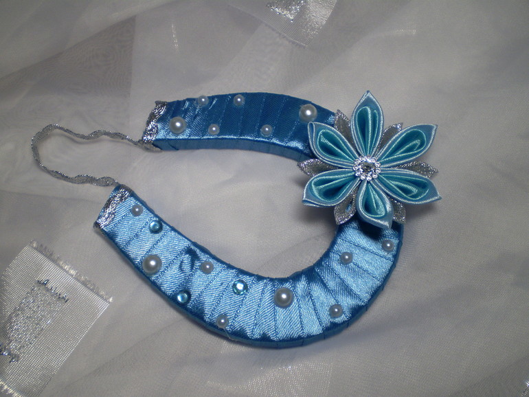 Подготовка к году Синей Лошади  идет у нас полным ходом)))