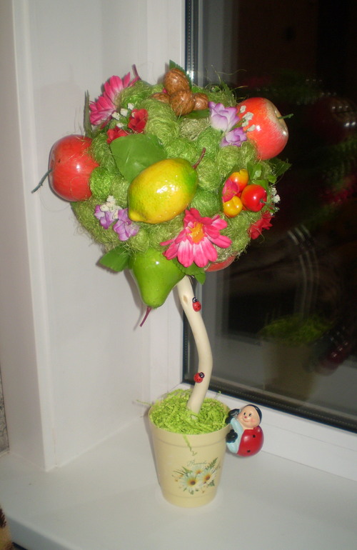 Еще одно деревце...