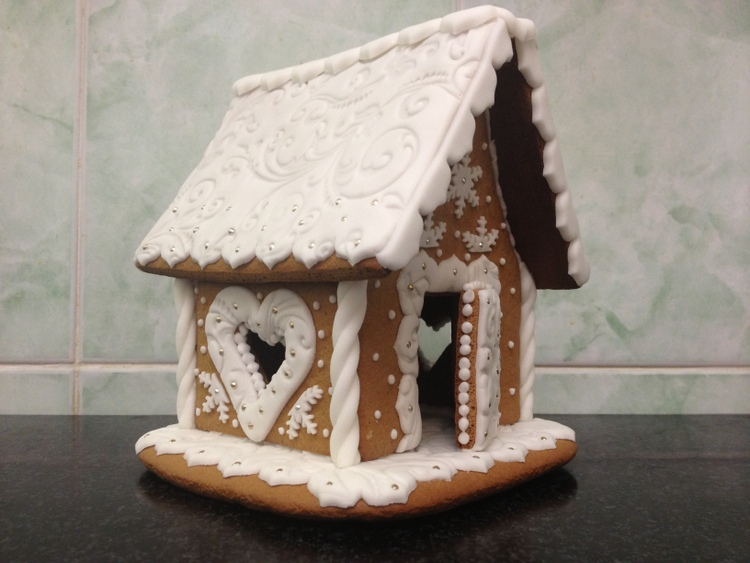 Пряничныы домик