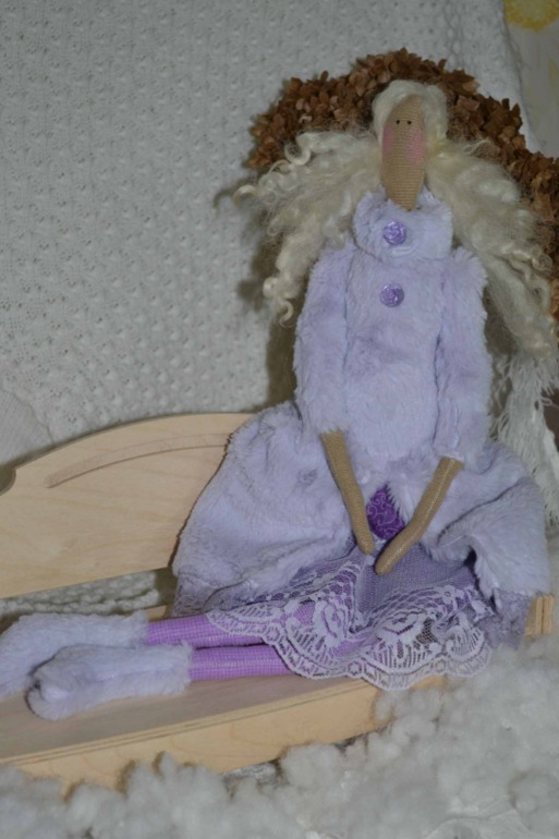 Девочки в снегу№2