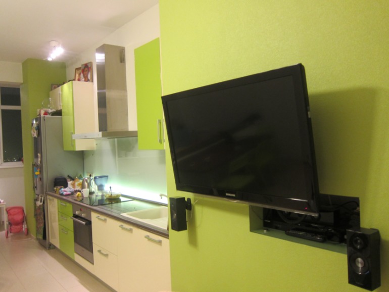 оформление стены (прошу совета)