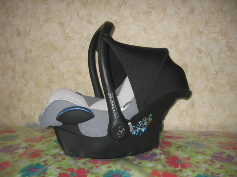 Автокресло Мaxi-Сosi CabrioFix 0-13кг. Б\у