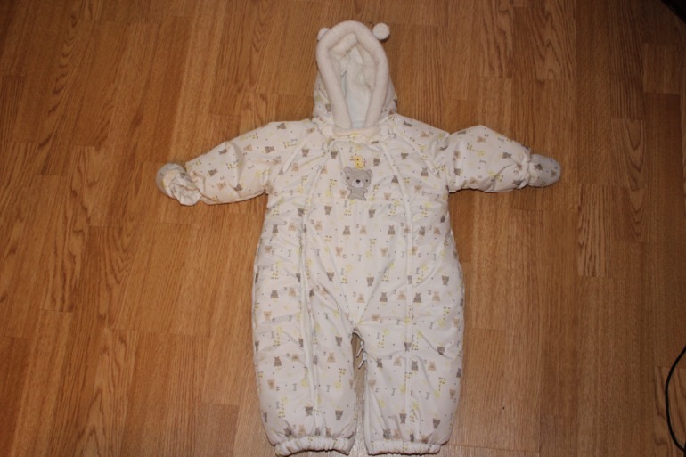 Зимние комбинезоны KERRY р-р 62, 68, MOTHERCARE 0-3 мес., б/у, в отличном состоянии