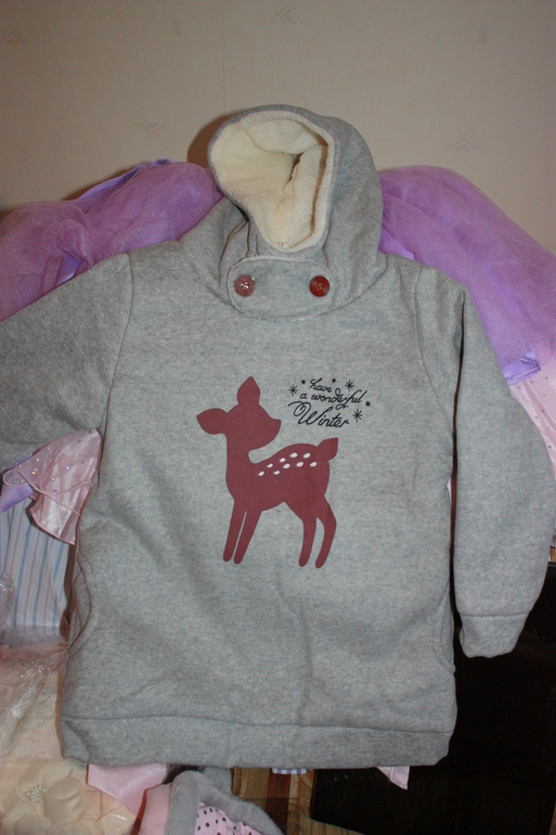 ПАЛЬТО на осень, Кофточки и костюмы для ДЕВОЧЕК в наличии