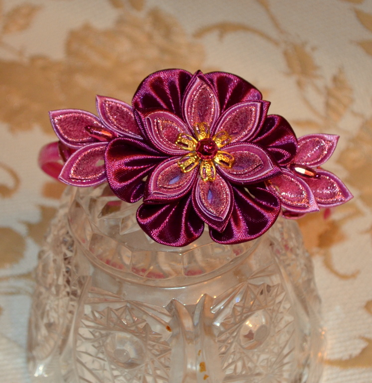 украшения для волос сделаные с теплотой для Вас.