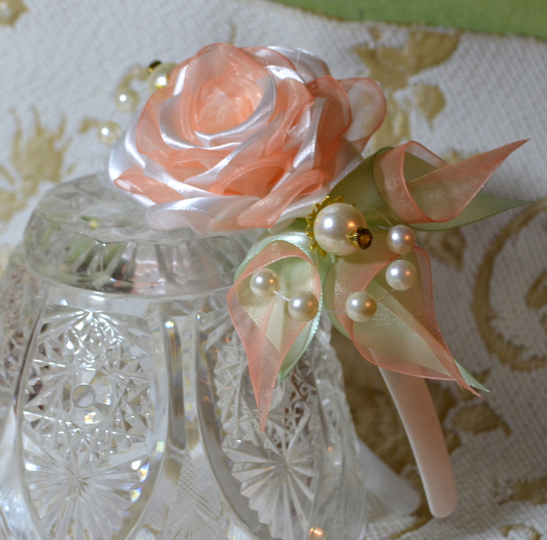 украшения для волос сделаные с теплотой для Вас.