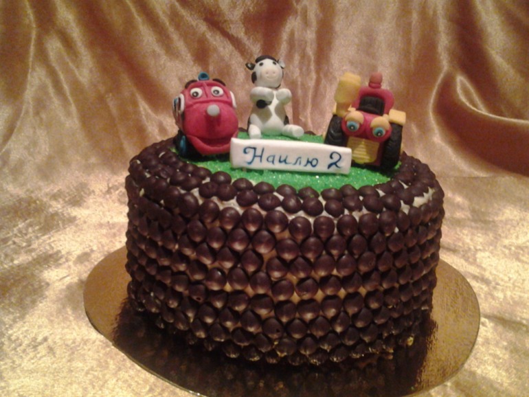 Добрый вечер..давно тут не была.. вот мои последние тортики..)))прошу подкат..))