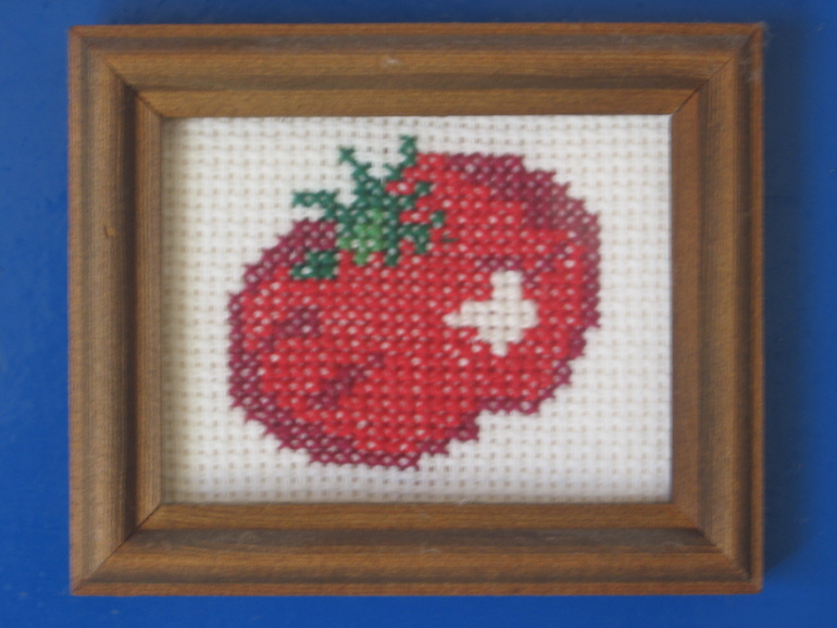 Вышивки -малышки на кухню.