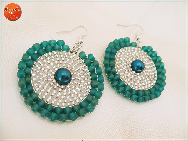 Украшения из бисера. Часть 2)