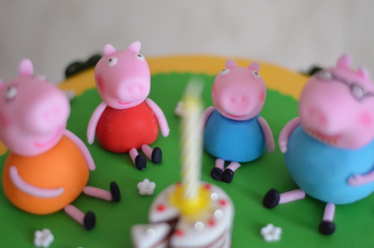 Свинка Пеппа и ее дружное семейство!