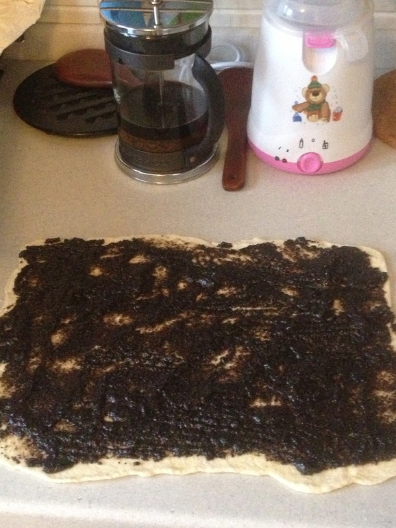 "Сердечки" с ореховой и маковой начинкой по быстрому!!