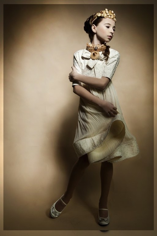 Лера  в  проекте   ROKOkids  . PHOTO: Sasha Sannikova DRESS: Alice LA Neoronova  MUAH: Elena BUONA Yurina