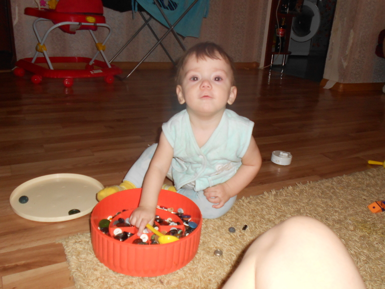 Наши будни и новые умелки!(10,5 мес.)