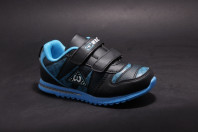 Кроссовки для детей