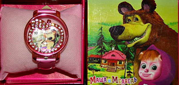 Наборчик для рисования и часики Маша и Медведь .