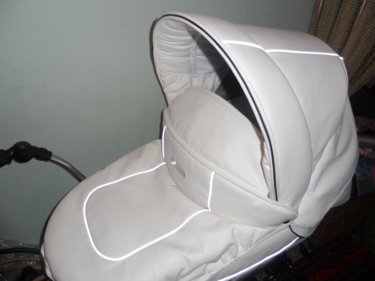 Продаю не спеша элитную коляску Bebecar Stilo Klass. В идеале 25000. Бронь.