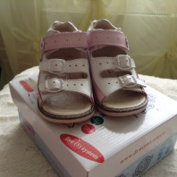 Детские туфли