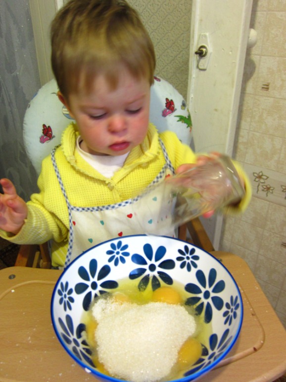 Готовим шарлотку!