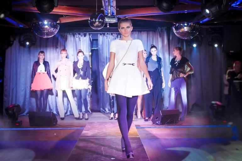состоялся Fashion показ  Александра Тарасова