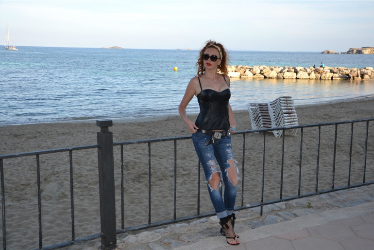 a59527a069eefcb548bb01c8f4a70f02.jpg
