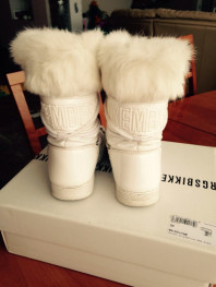 Сапожки ( унты) Bikkembergs ориг. Сост отл.29-30р.