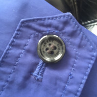 Плащ Burberry, 2 года