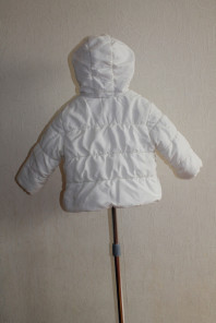 Куртка демисезонная, ближе к зимней. Рост 86 см