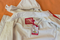 Продам куртку весеннюю новую Tiket to heaven