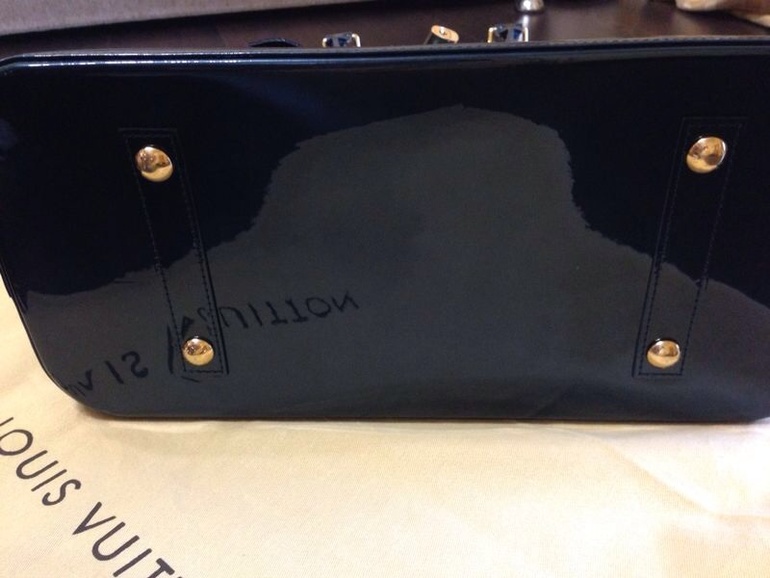 Louis Vuitton !!! Оригинал !!! В состоянии новой !!! 25 тыс