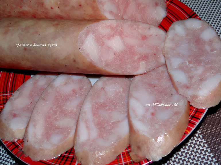 Колбаса домашняя куриная молочная...)))