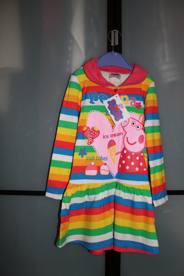 Платье свинка Пеппа 104-110см новое