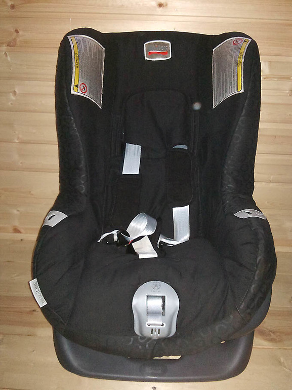 Продам Автокресло Britax First Class Plus  4000 руб