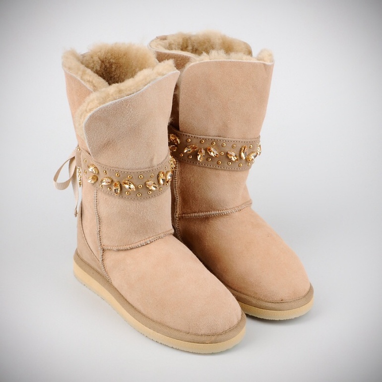 Miss BLUMARINE . Оригинал . 30,31,34,39 размеры . В наличии . Почта