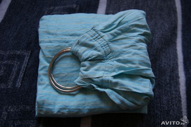 Продам совсем недорого слинги и платье
