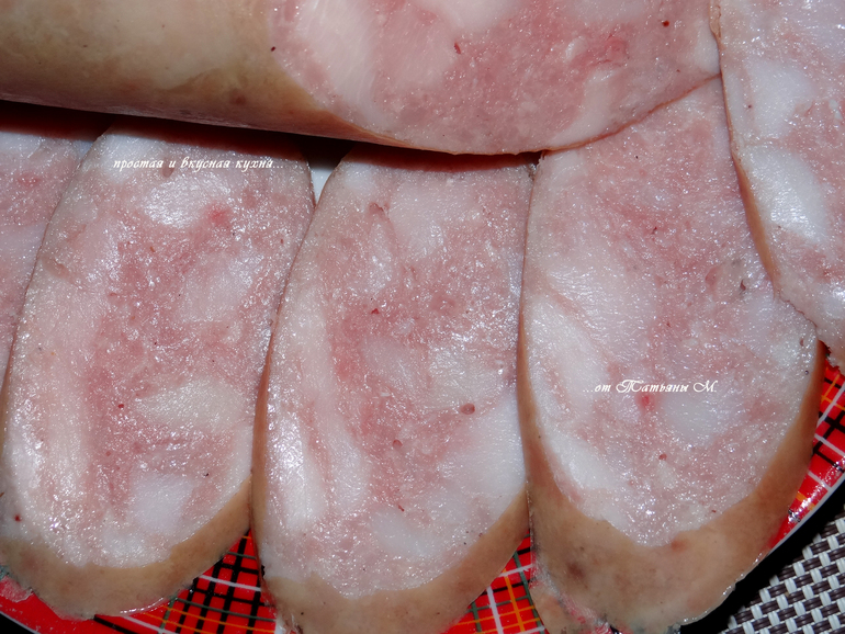 Колбаса домашняя куриная молочная...)))