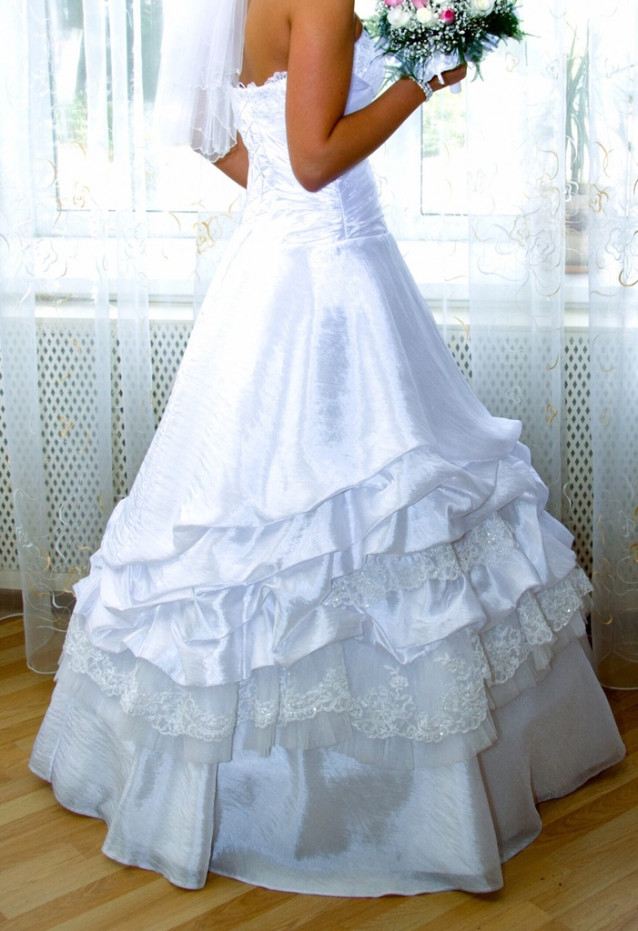 Свадебное платье от 