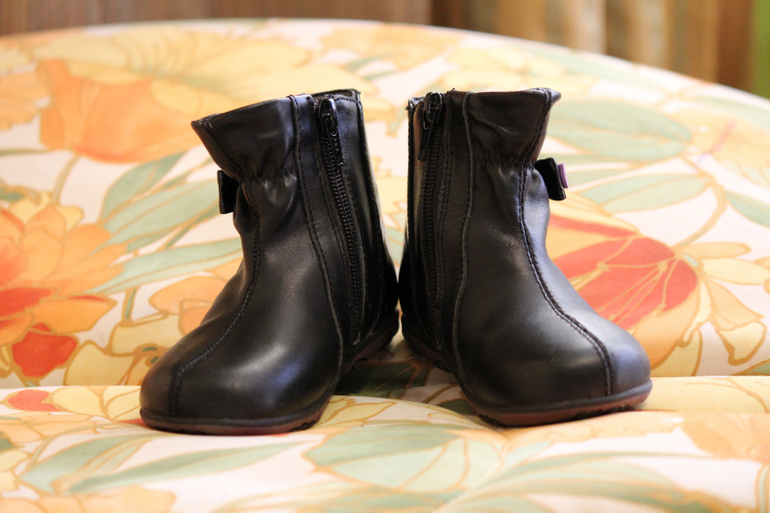 Crocs (С7), Капика (Kapika, разм.23), Minimen (разм.23), PrettyGirl (разм.23), Ridlcat (разм.23)