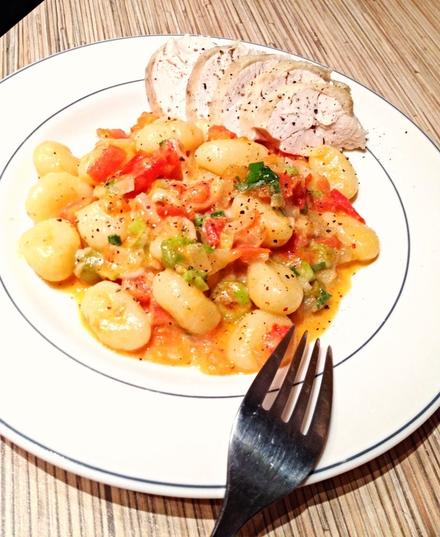 Ньокки с помидорами и моцареллой. Вкус Италии на вашем столе))