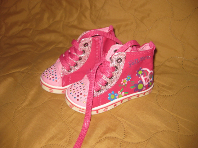 Кеды для девочки р.22 (14 см) новые