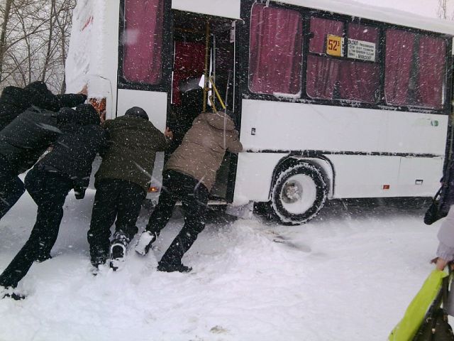 НЕМНОГО снежного Волгограда