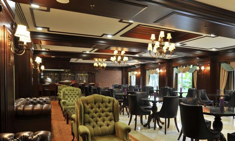 Турция. Белек. Отели Alva Donna Exclusive Hotel & Spa 5*, Maritim Pine Beach Resort 5*