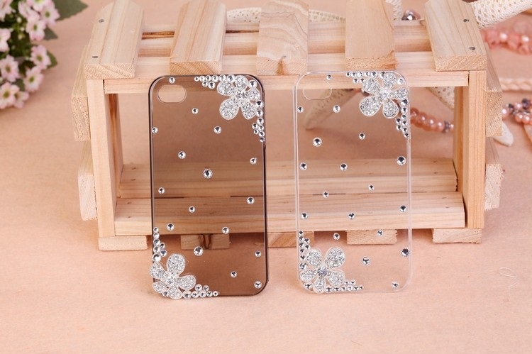 Стильно и оригинально!!! чехлы и накладки на Iphone 4s, Iphone 5s, Samsung Galaxy S4 все в наличии, придай уникальность своему стилю!!! Отличный подарок на 8 Марта. Москва, регионы