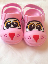 Аналог детским кроксам