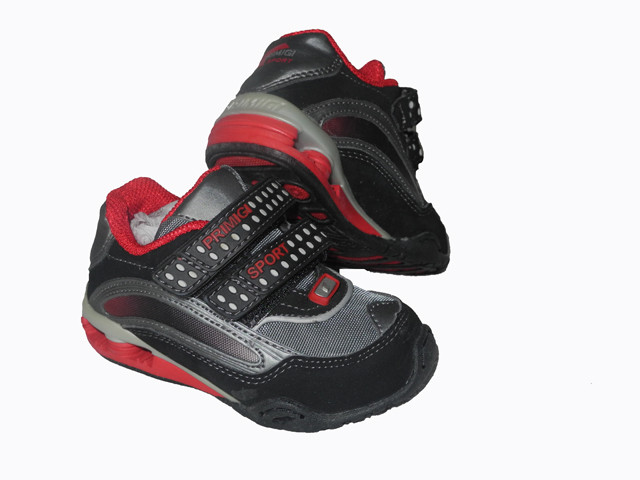 Новенькие кроссовки Primigi sport (серые 20 рр; черные 22 рр) по 850 р.