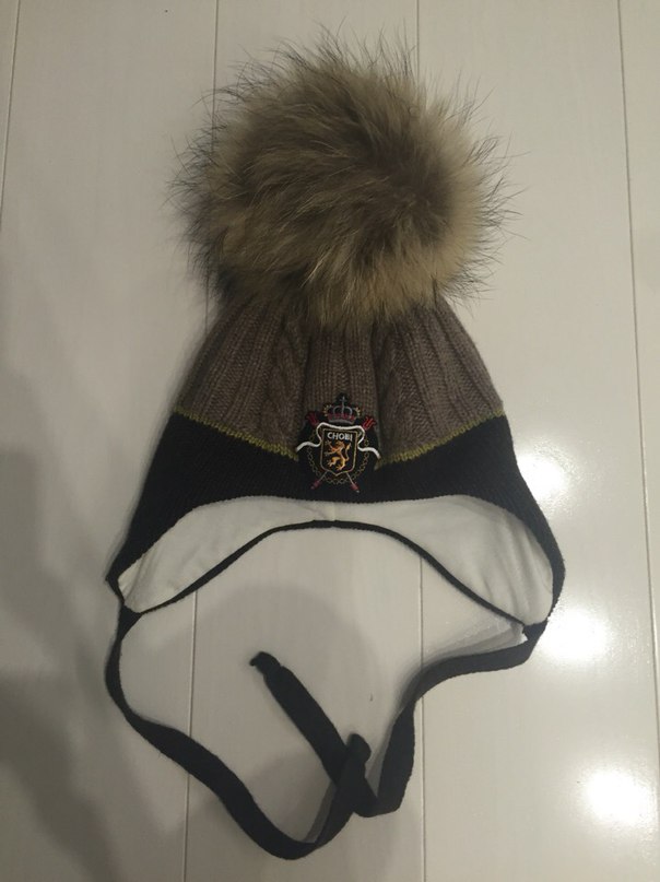 Продам НОВУЮ шапку Chobi